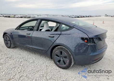 2022 Tesla Model 3 from USA, damaged, VIN 5YJ3E1EB0NF263810